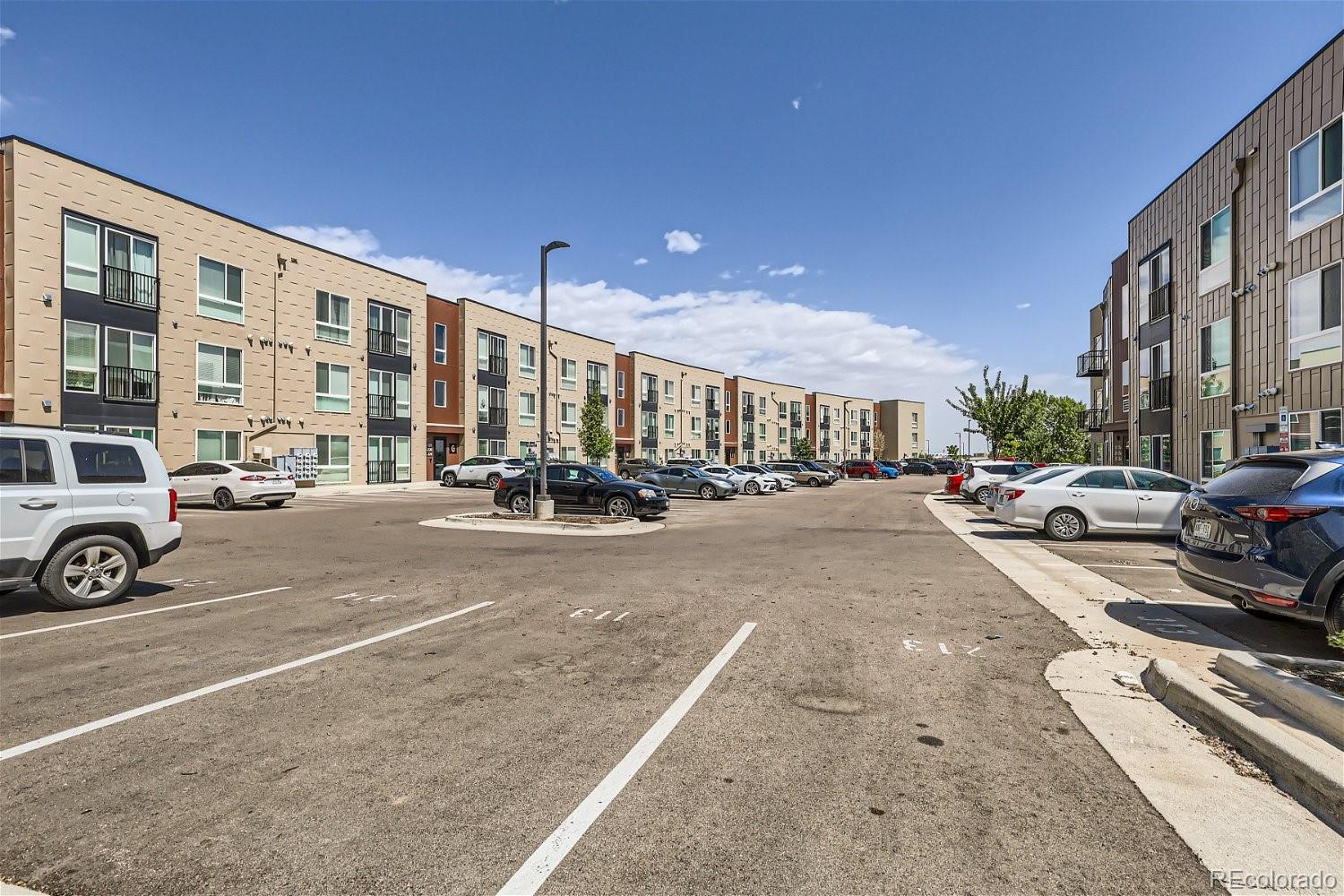 8475 E 36th Avenue Unit: 211