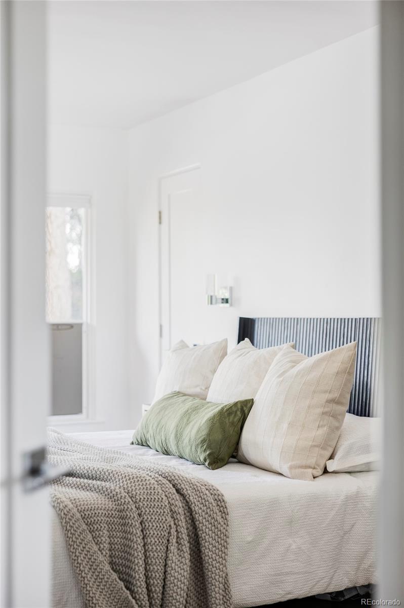 3801 S Albion Street