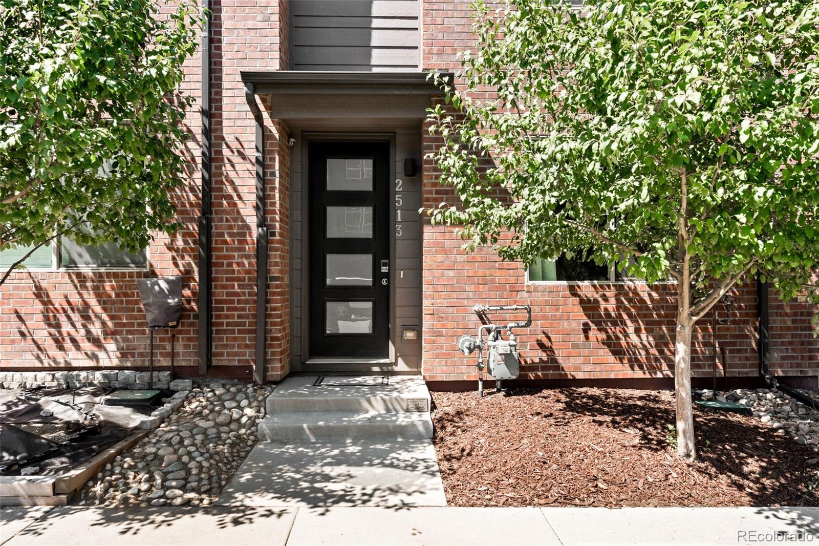 2513 N Newark Court