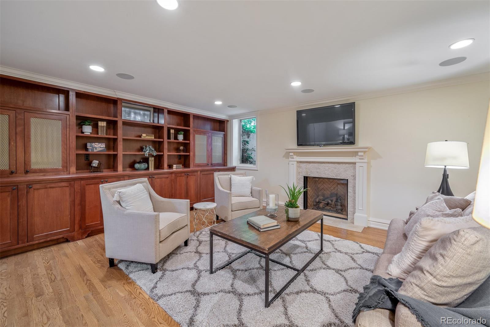 2215 E 7th Avenue Parkway