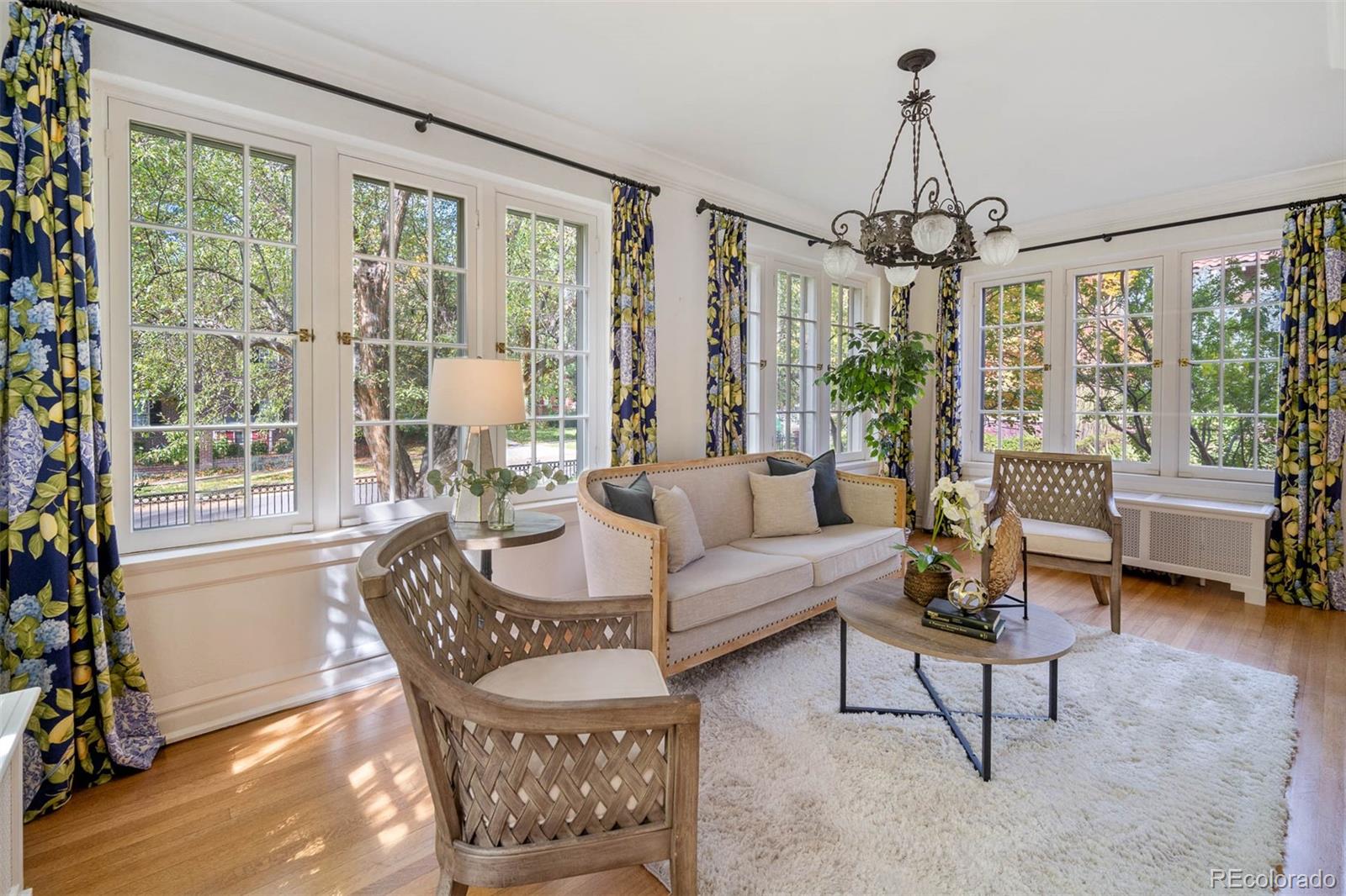 2215 E 7th Avenue Parkway