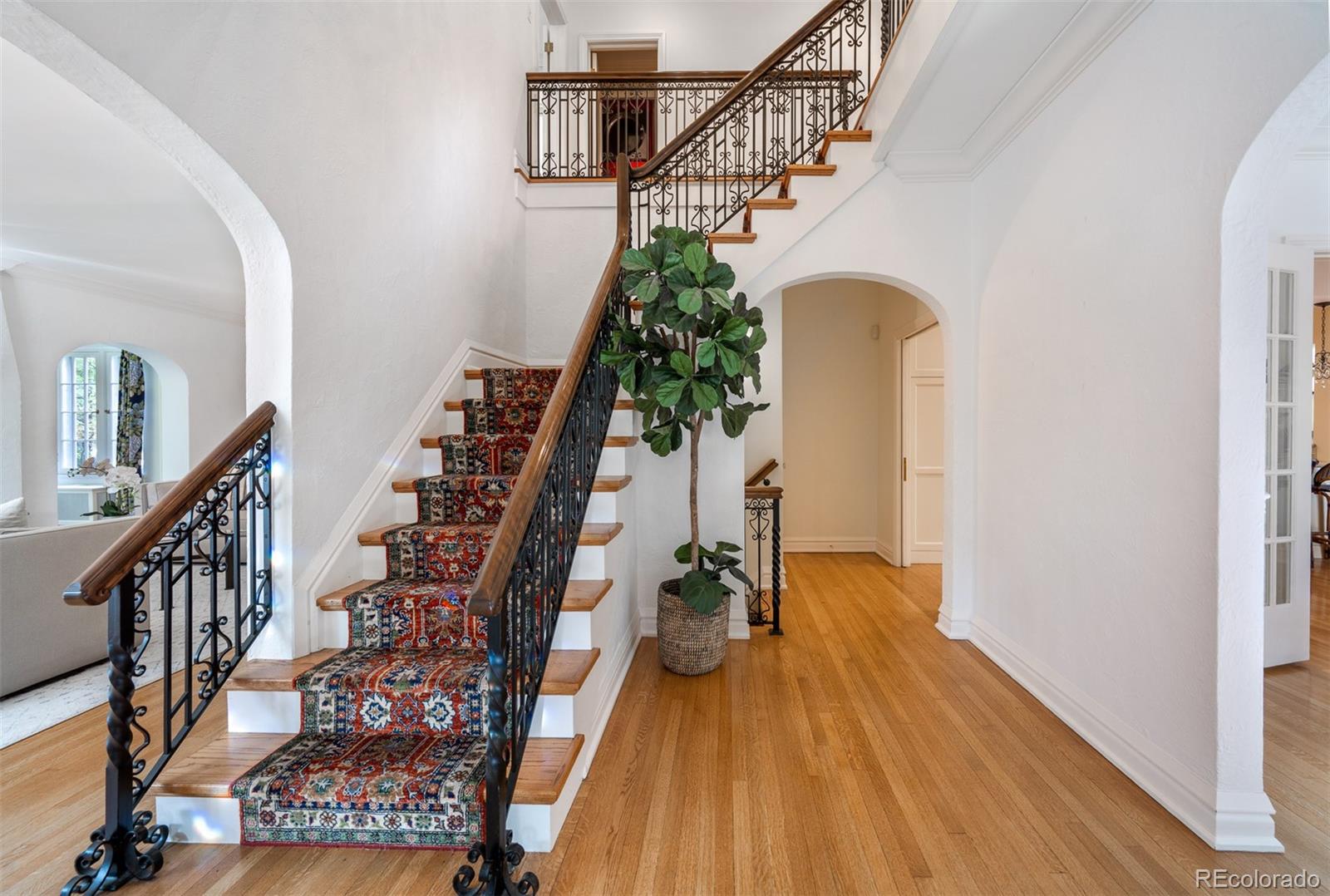 2215 E 7th Avenue Parkway