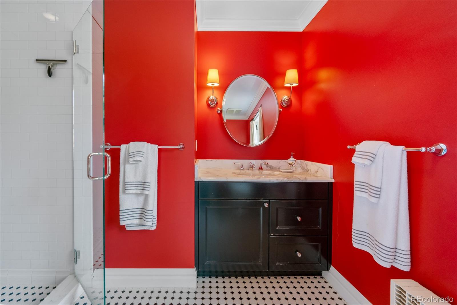 2215 E 7th Avenue Parkway