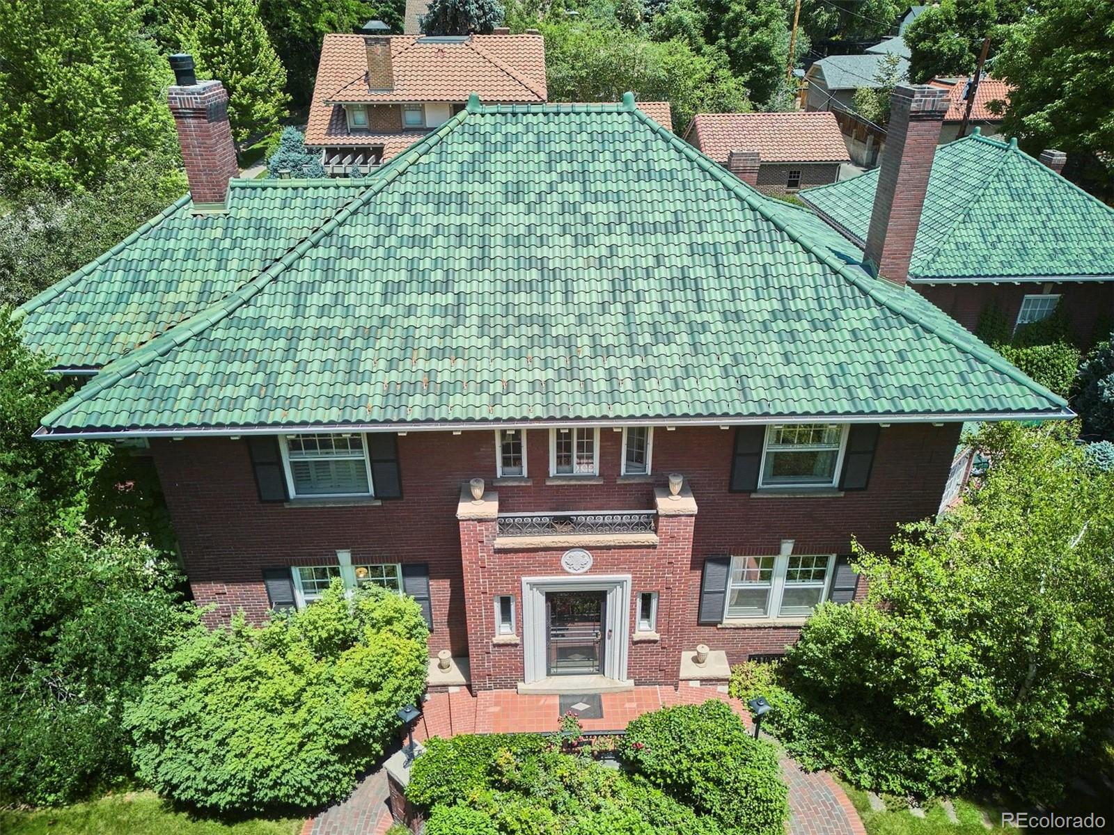 2215 E 7th Avenue Parkway