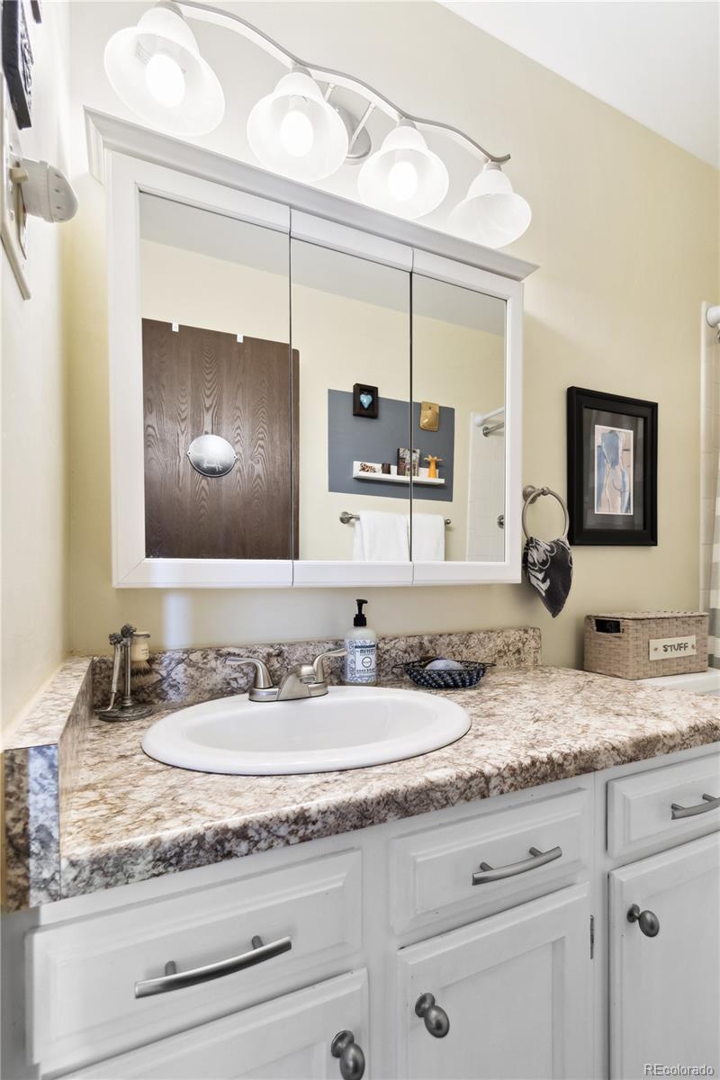 3164 S Wheeling Way Unit: 401