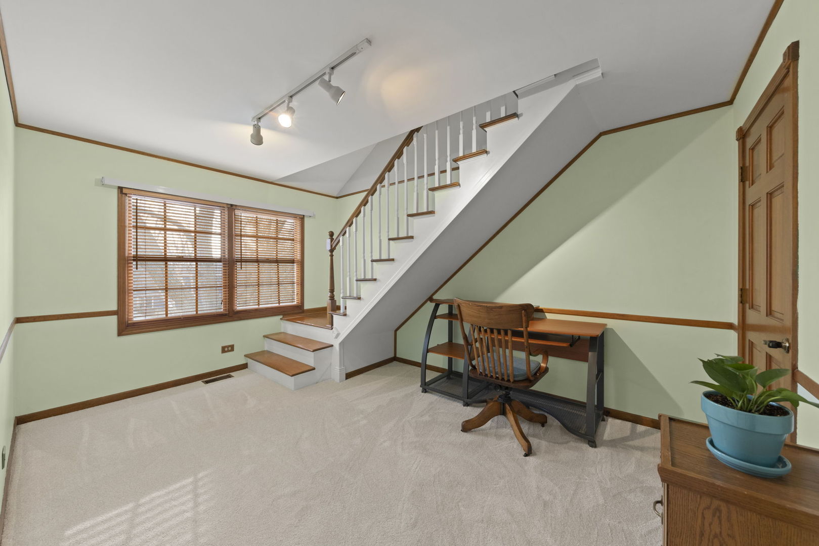 1933 Montclair Drive