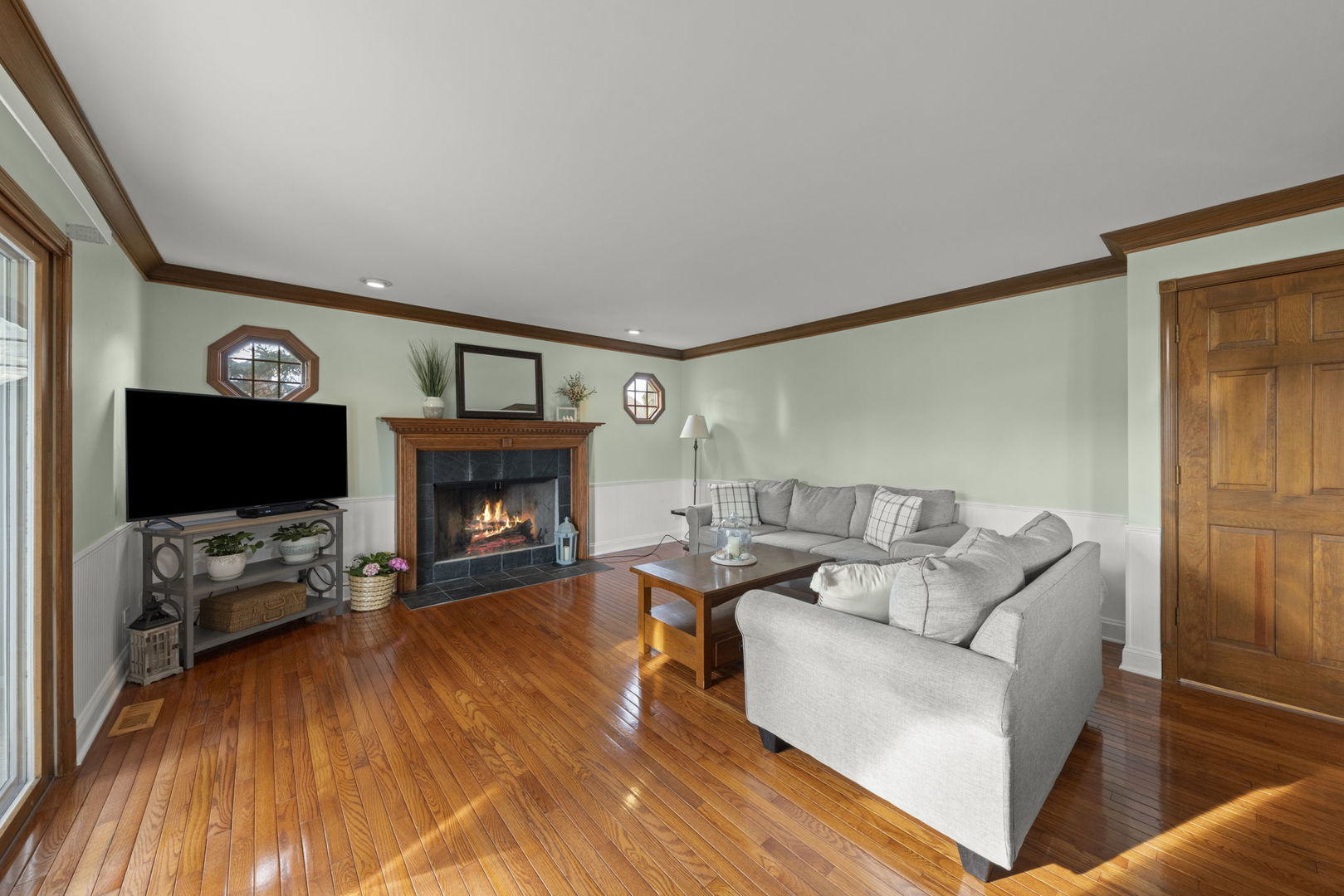 1933 Montclair Drive