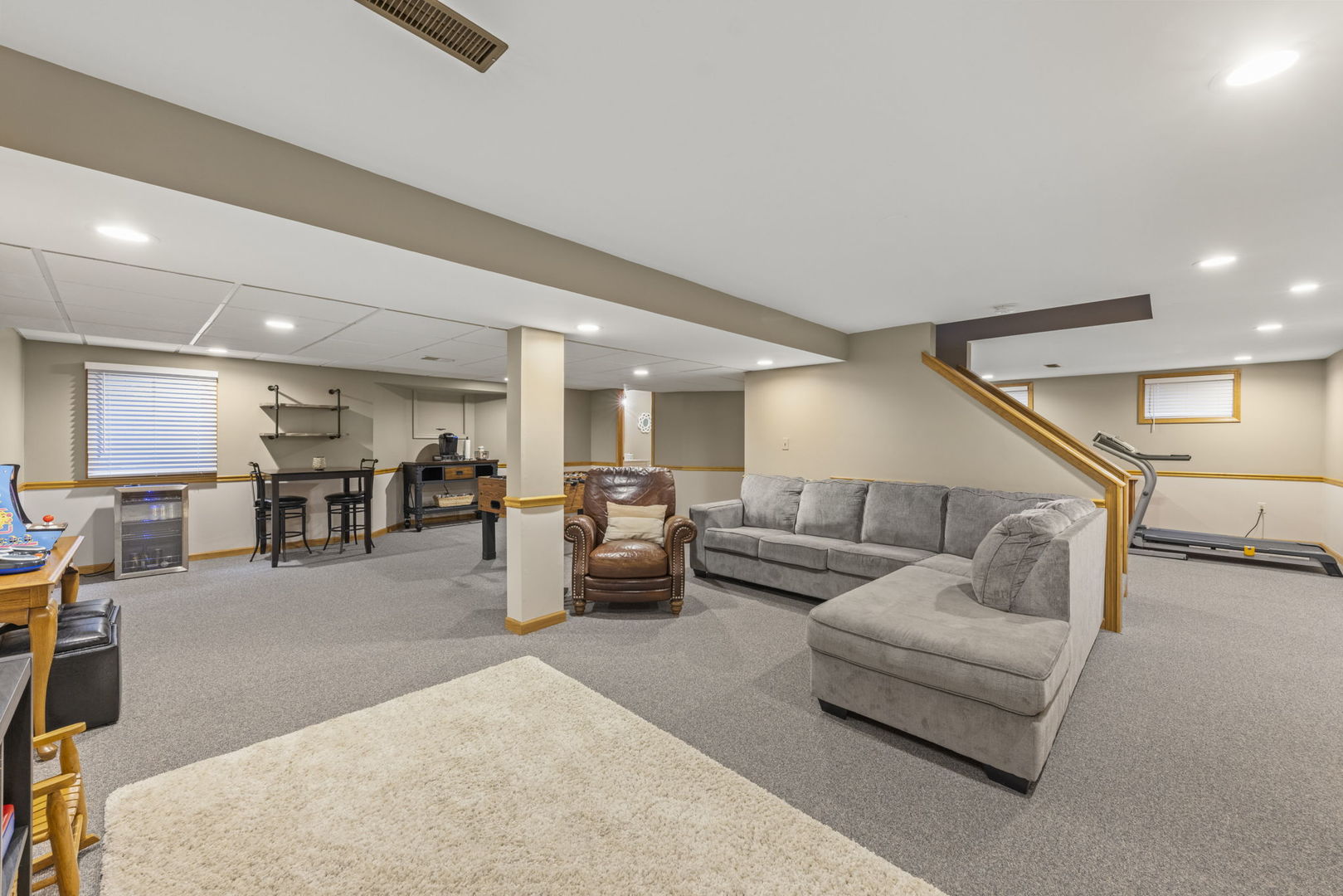 1698 Ithaca Drive