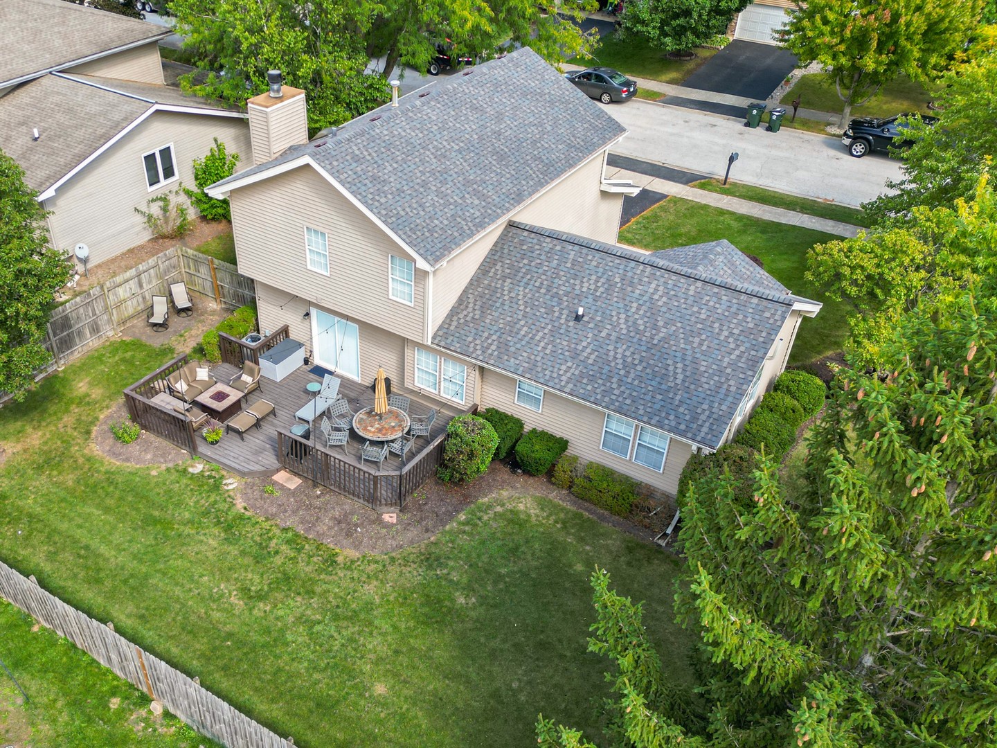 425 Cimarron Drive E