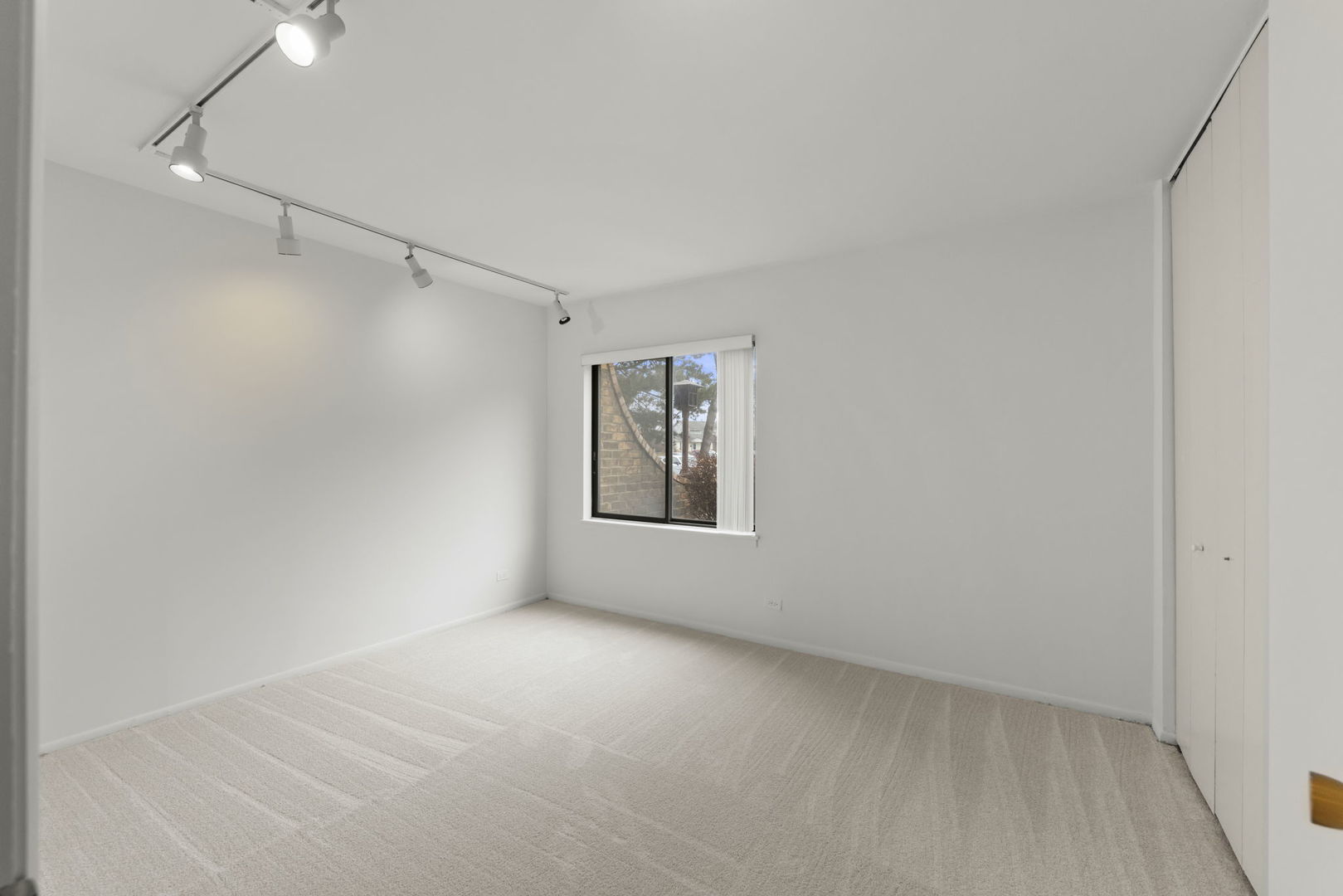 700 Wellington Avenue Unit: 110