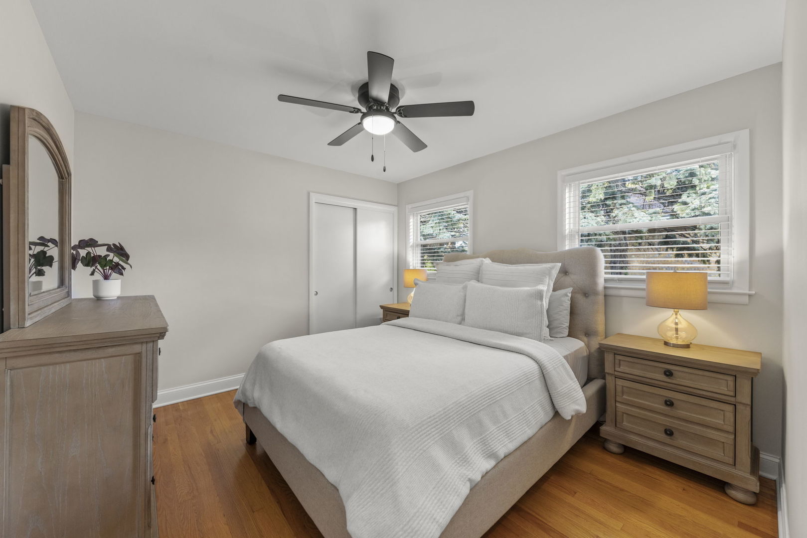 10215 S Keeler Avenue