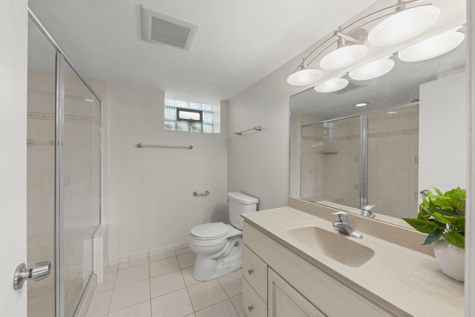 10215 S Keeler Avenue