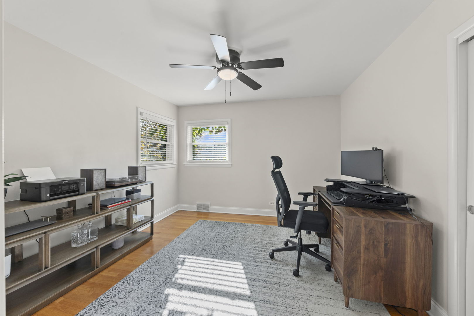 10215 S Keeler Avenue