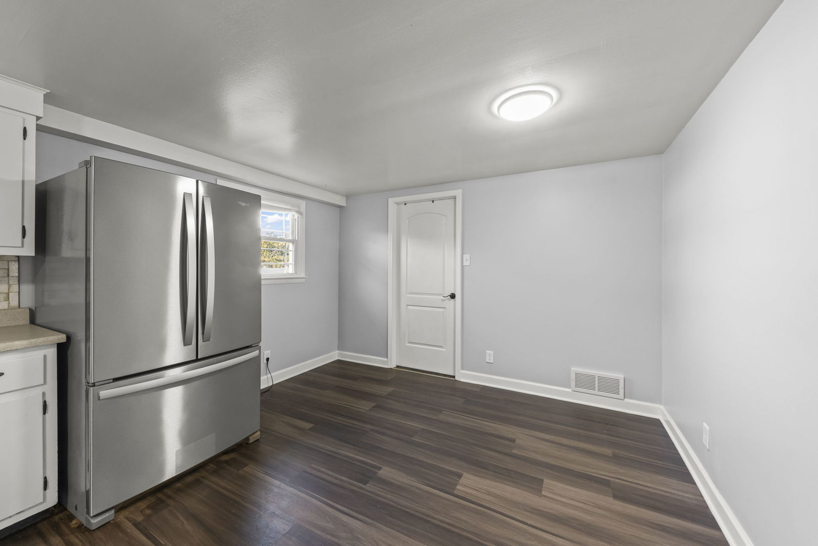 19136 Jacquie Avenue