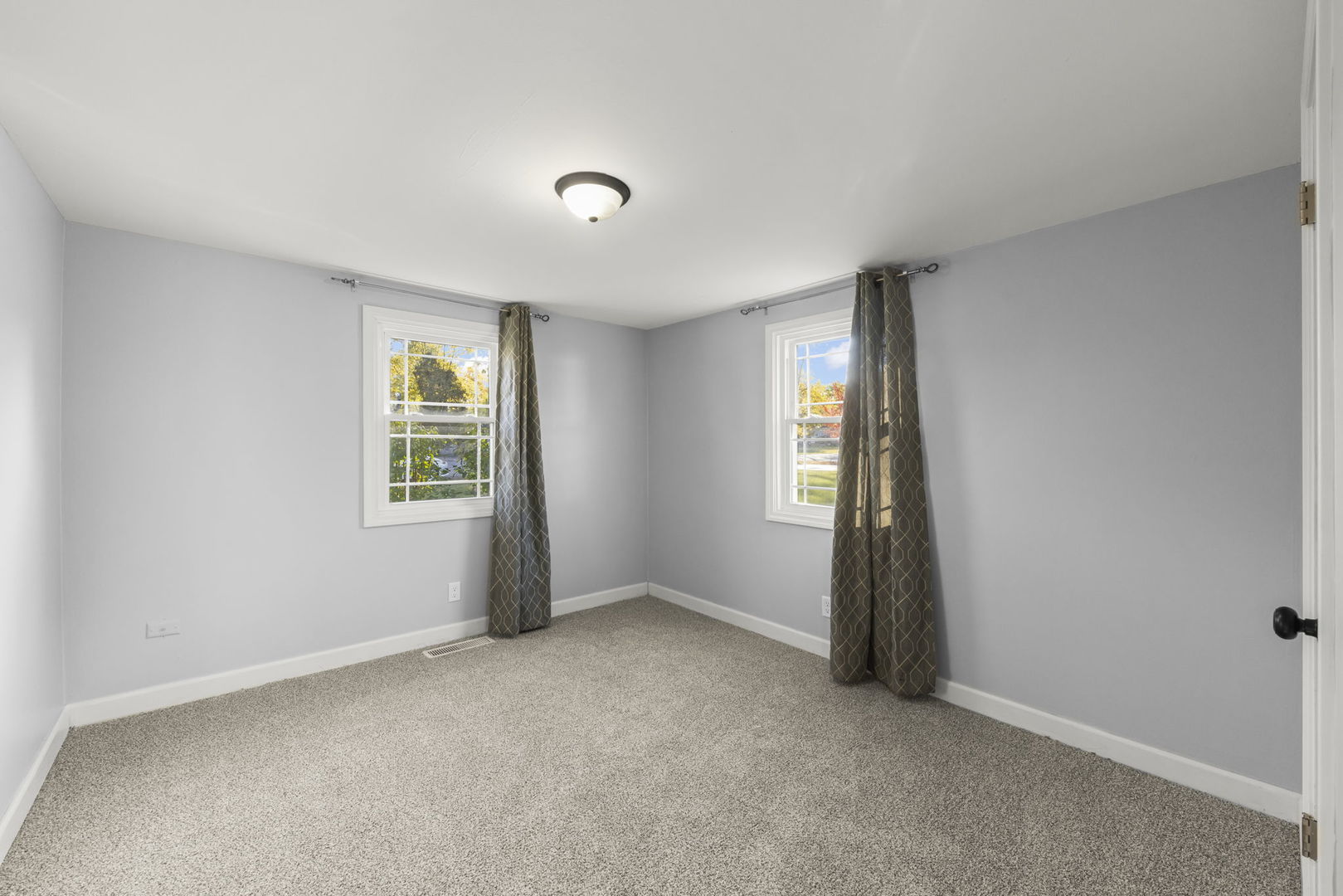 19136 Jacquie Avenue