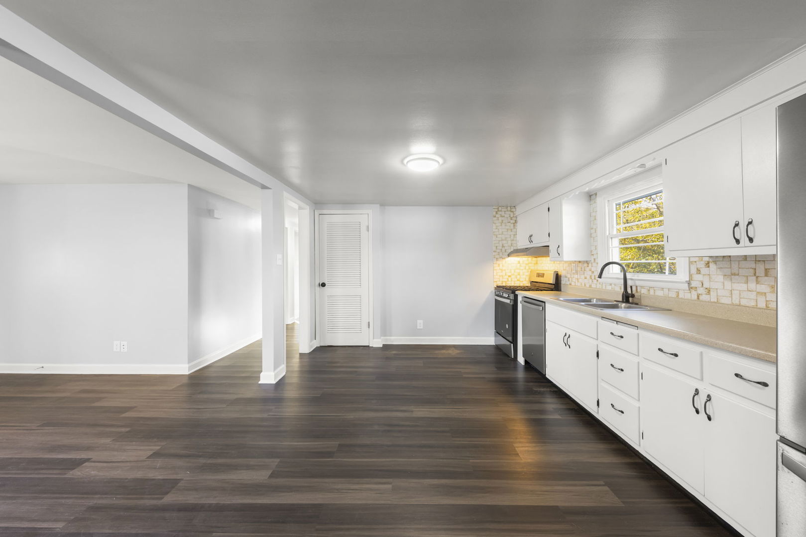 19136 Jacquie Avenue