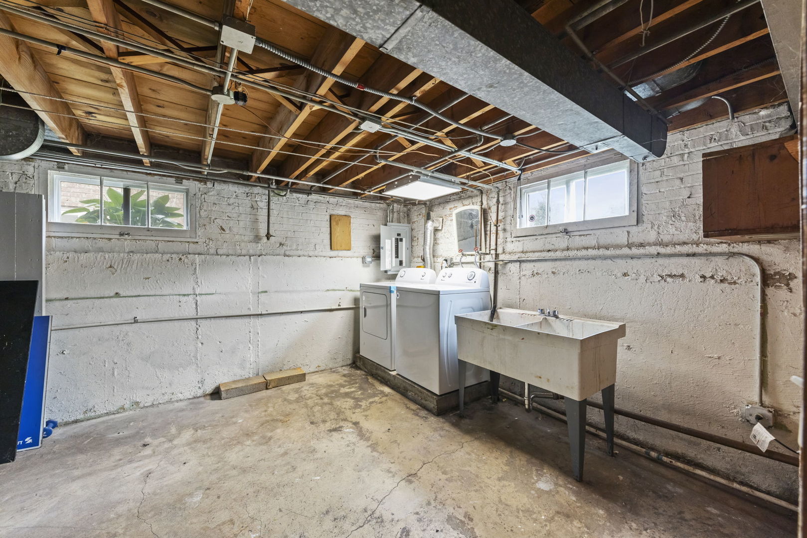 10023 S Fairfield Avenue