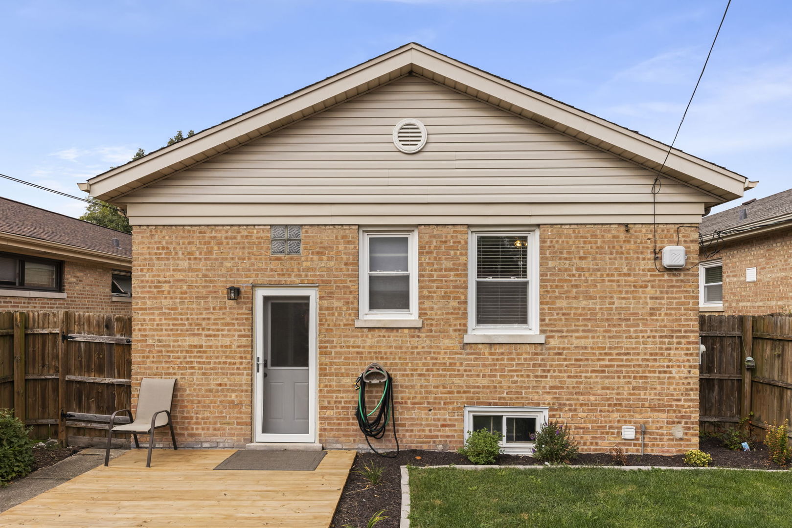 10023 S Fairfield Avenue