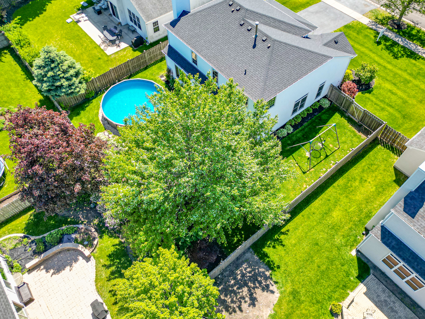 1523 Schumacher Drive W