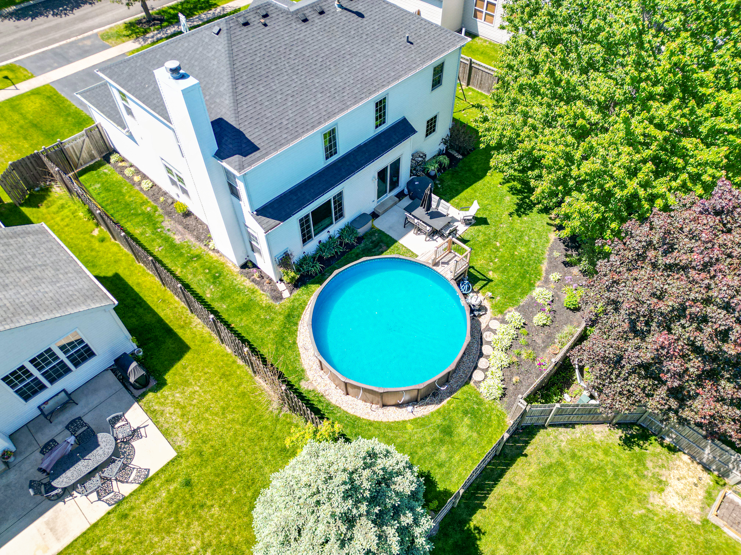 1523 Schumacher Drive W