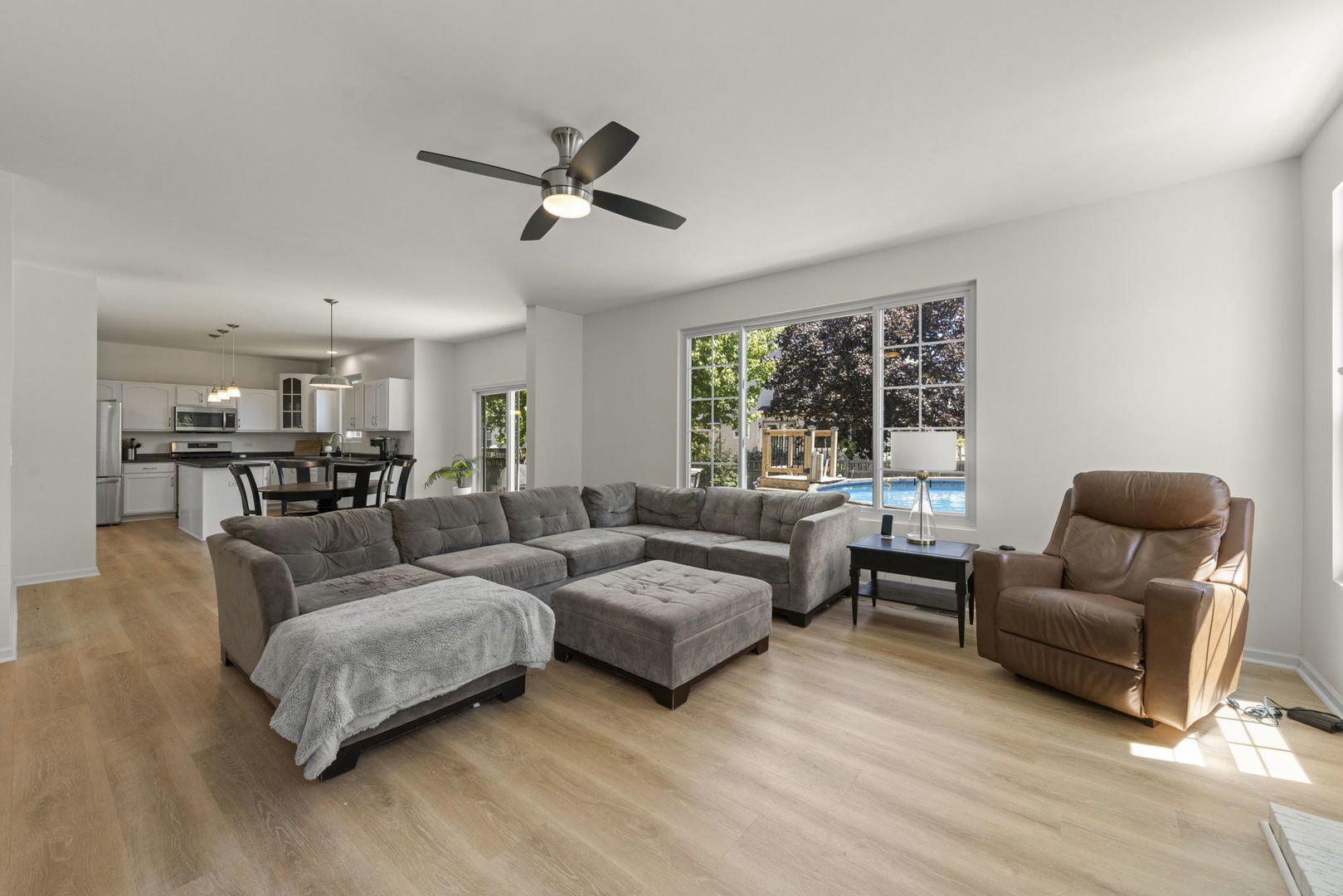 1523 Schumacher Drive W