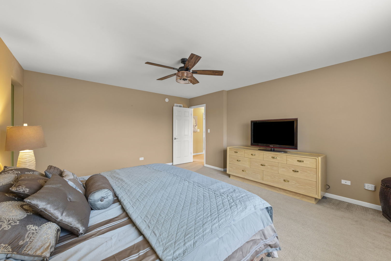 13521 Arborview Circle