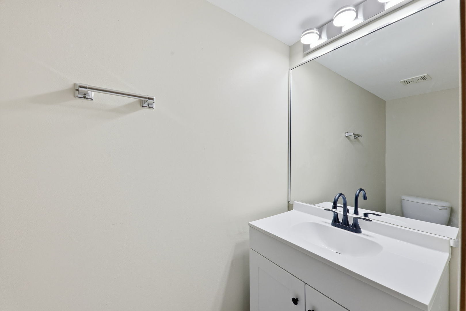 21459 W Georgetown Drive