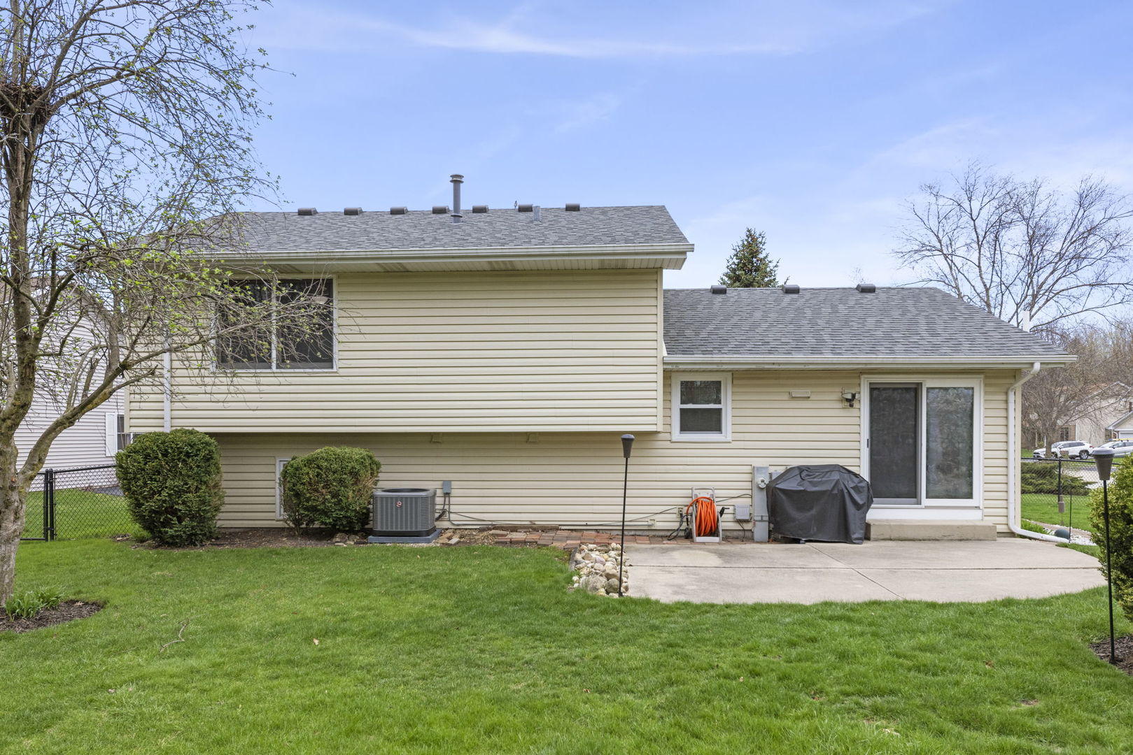 322 Hickory Oaks Drive