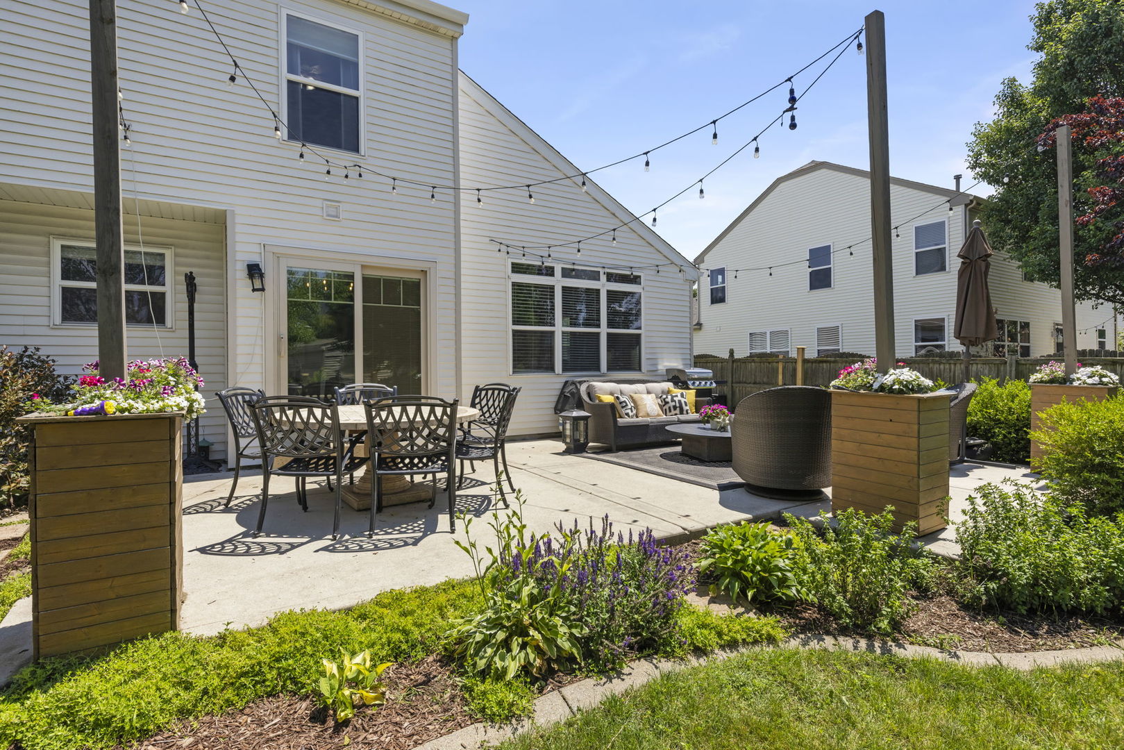 1528 Schumacher Drive