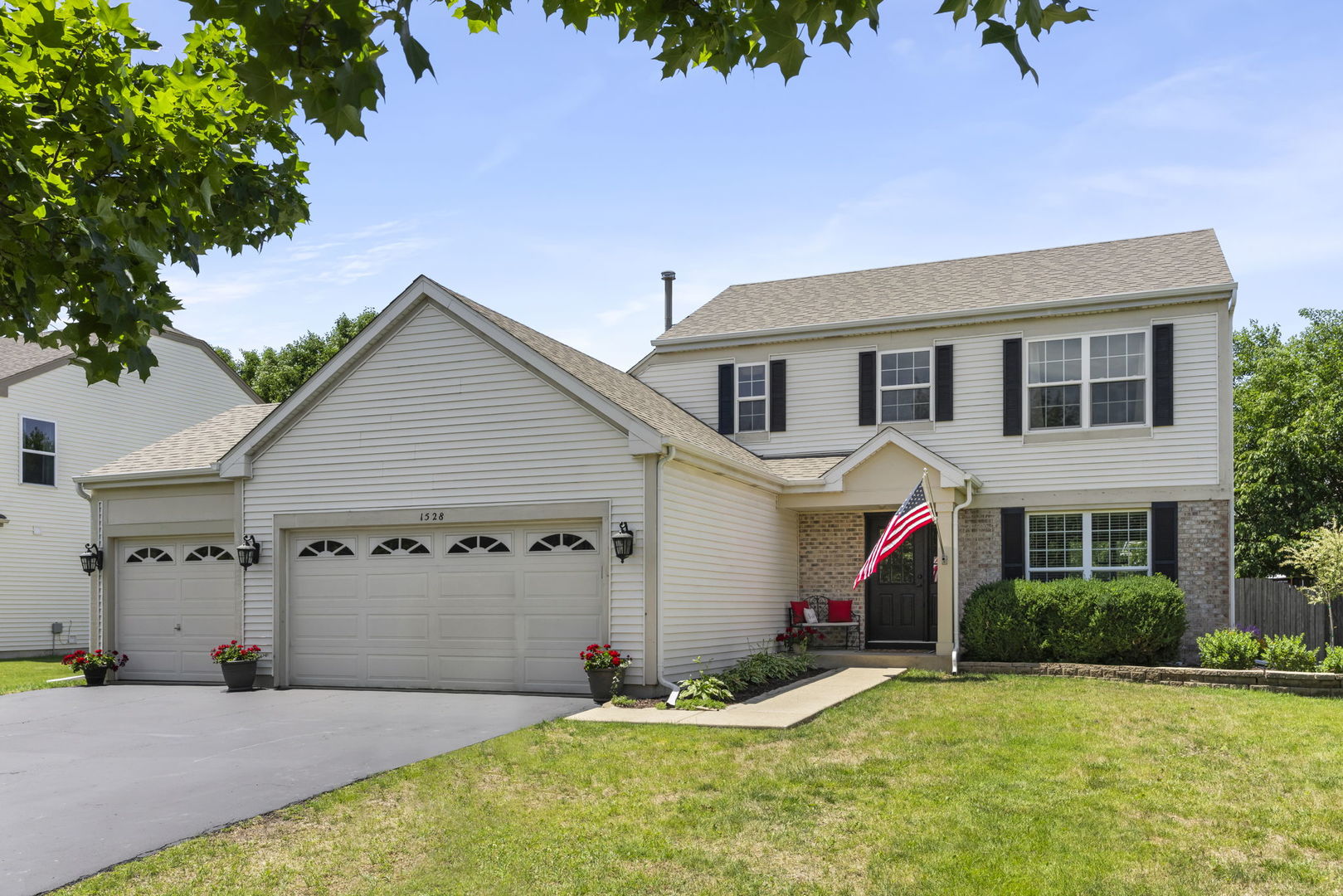 1528 Schumacher Drive