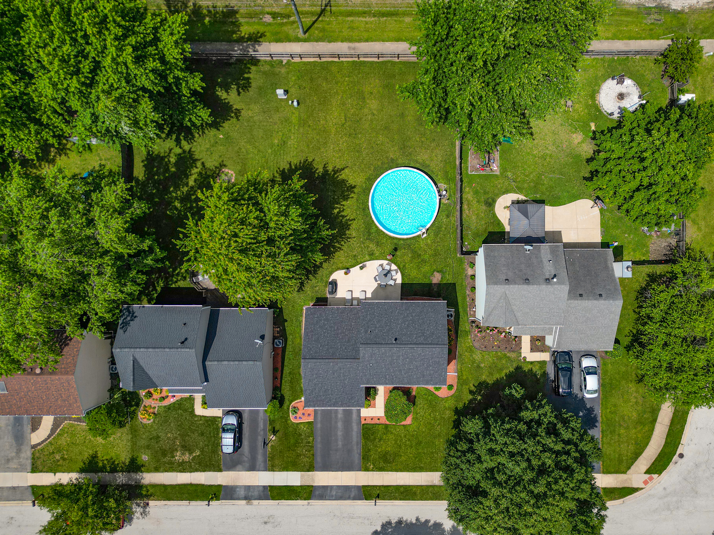 3020 Middlebury Court