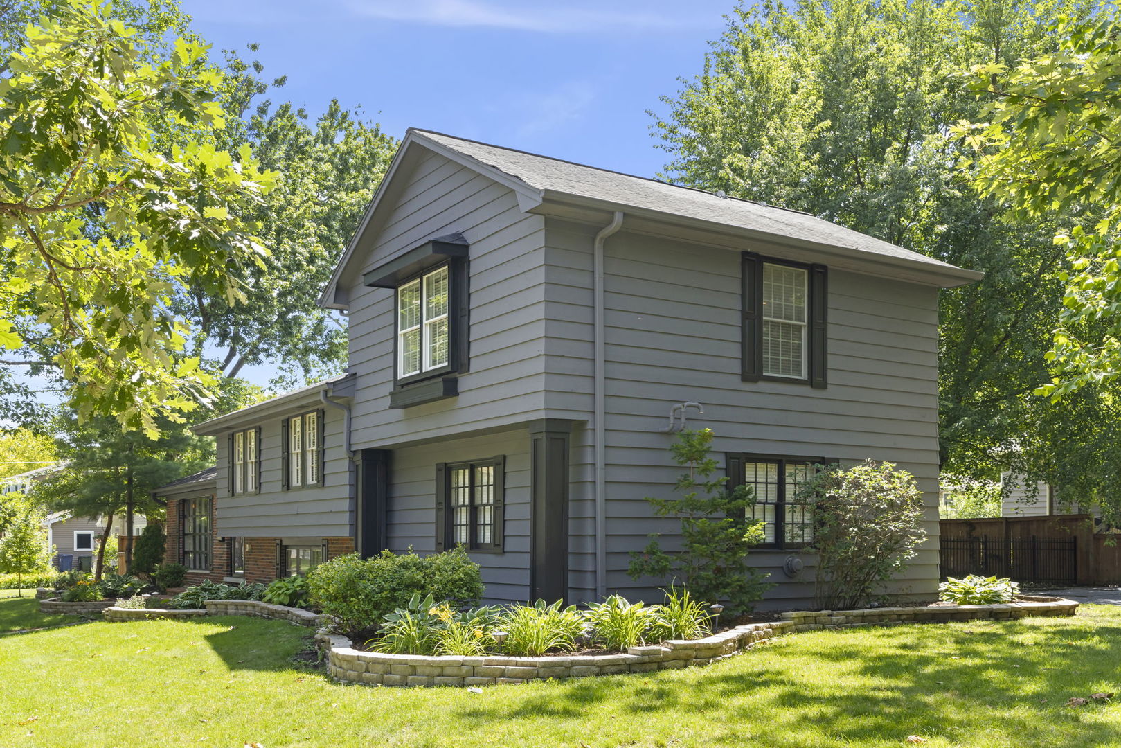 212 Tamarack Avenue