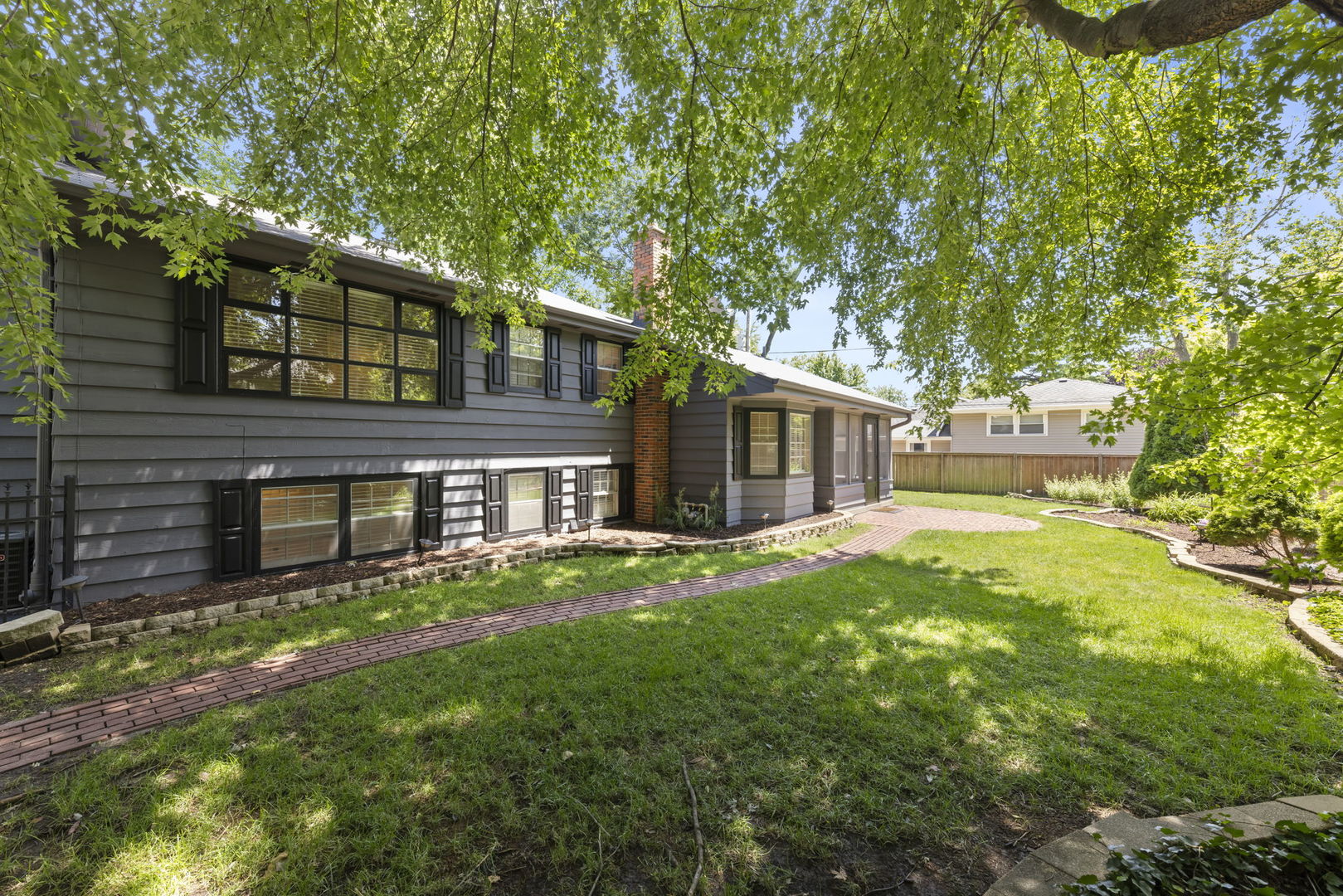 212 Tamarack Avenue
