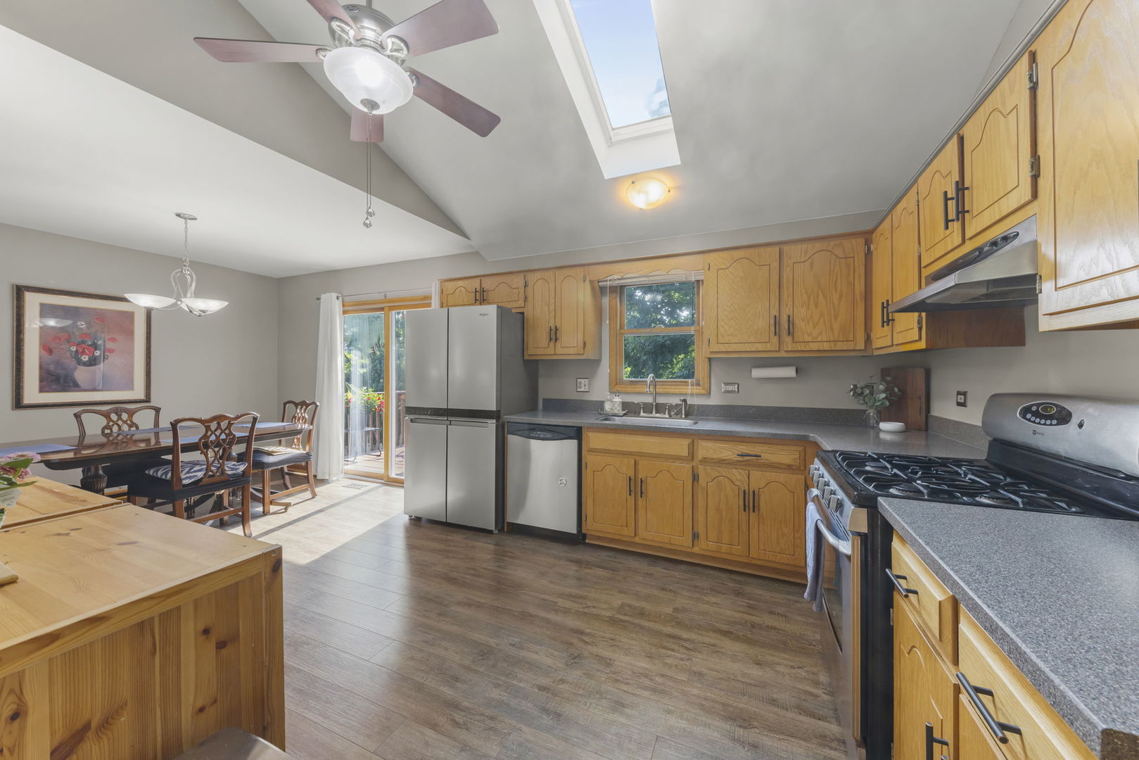 907 Wescott Road