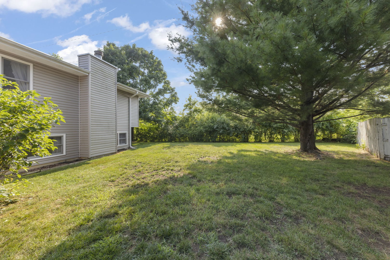 907 Wescott Road