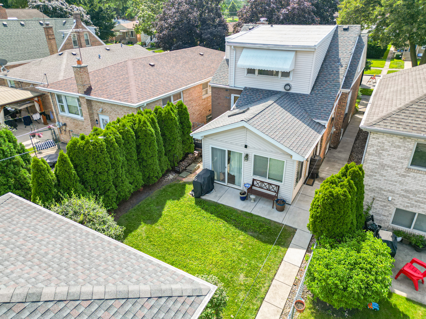 2353 Hainsworth Avenue