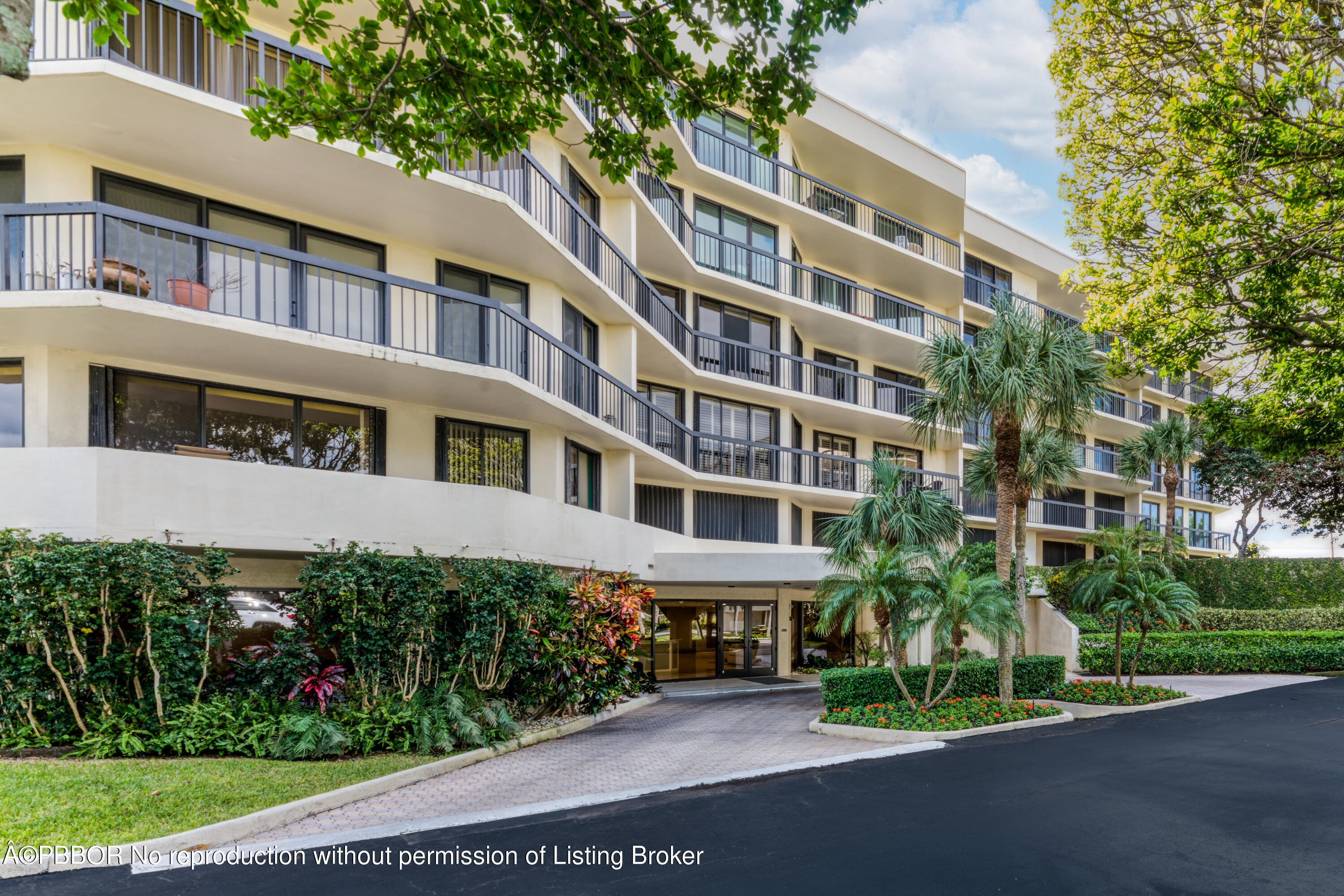 2778 S Ocean Boulevard, 105N