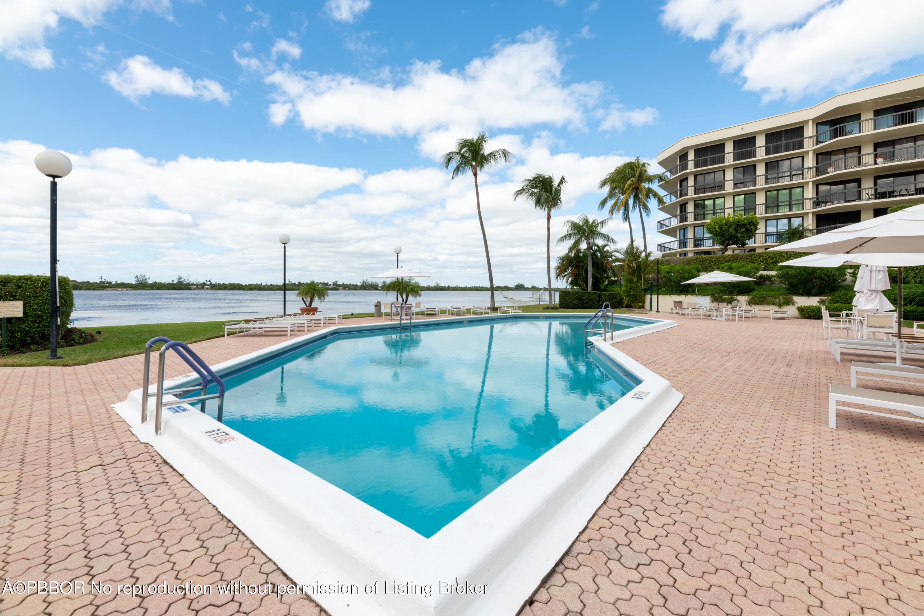 2778 S Ocean Boulevard, 105N
