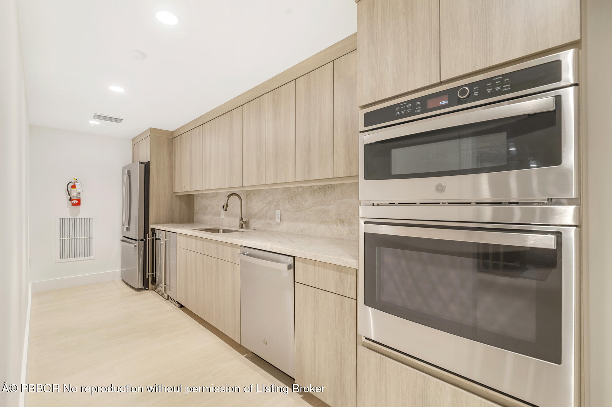 2773 S Ocean Boulevard, PH5