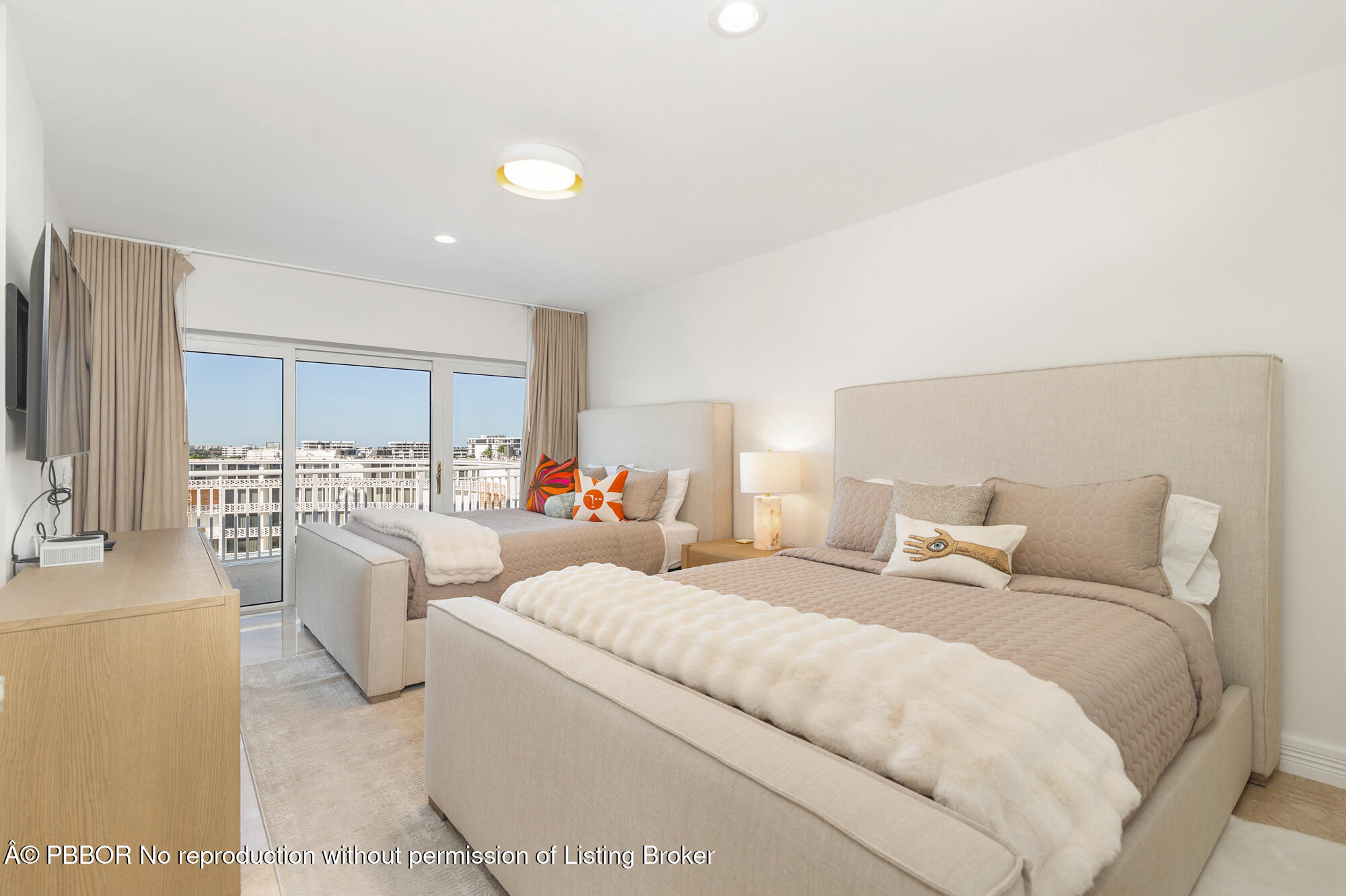 2773 S Ocean Boulevard, PH5