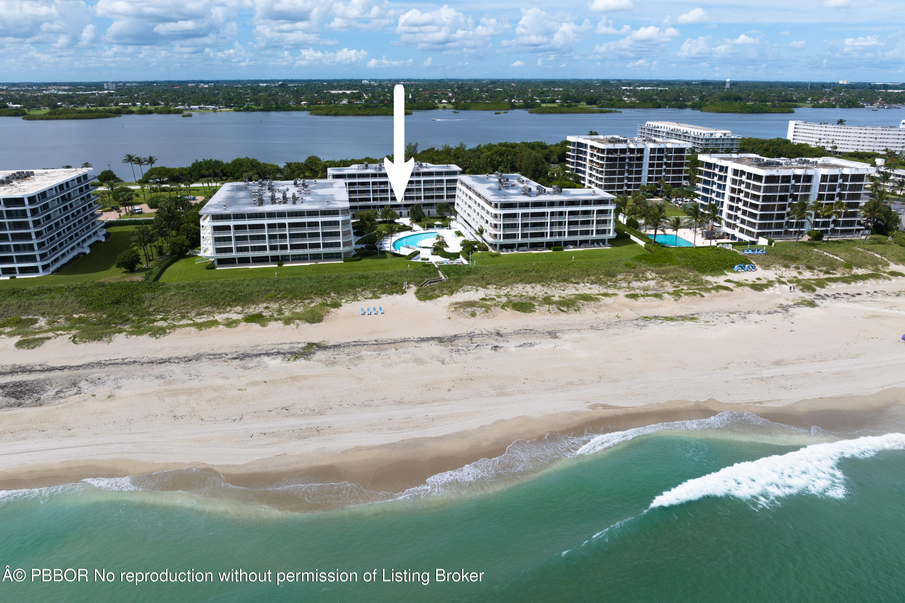 2600 S Ocean Boulevard, 102W