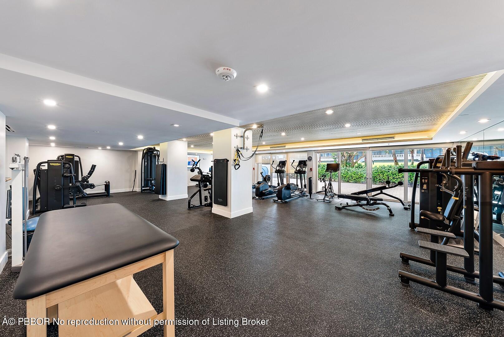 2600 S Ocean Boulevard, 102W