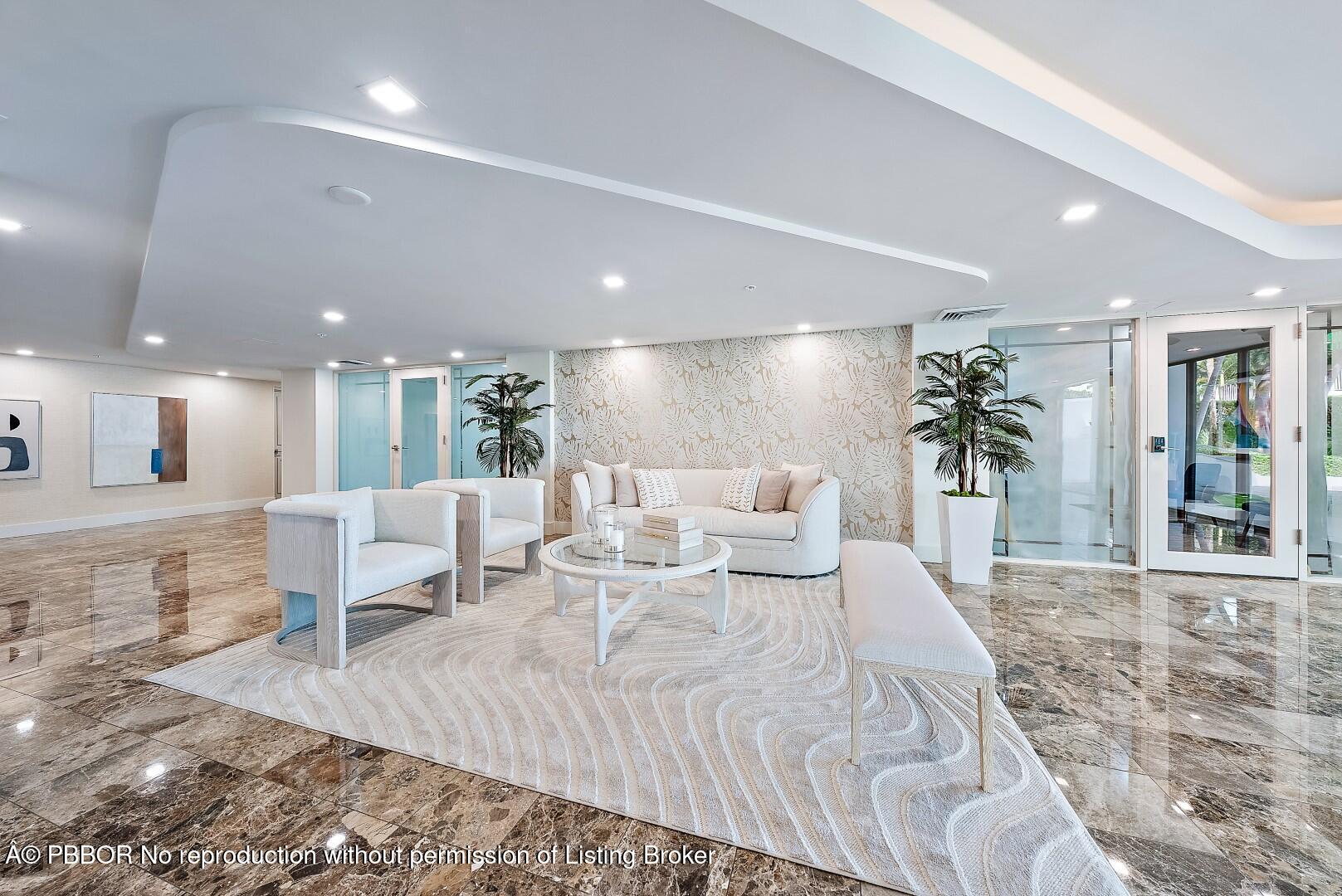 2600 S Ocean Boulevard, 102W