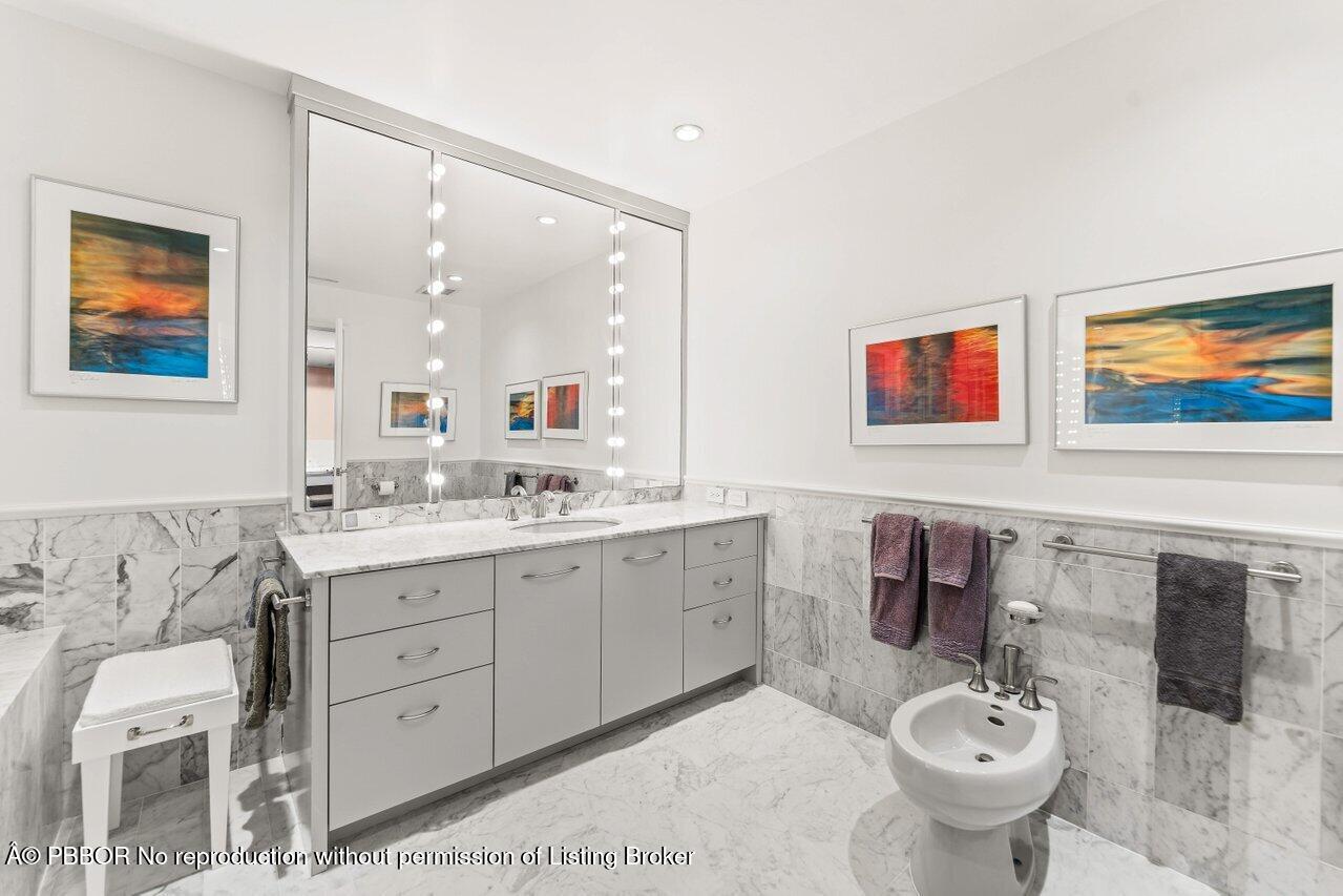 2000 S Ocean Boulevard 201N