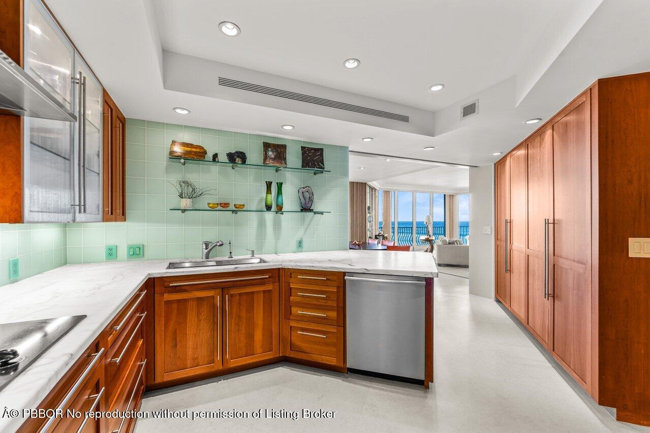 2000 S Ocean Boulevard 201N