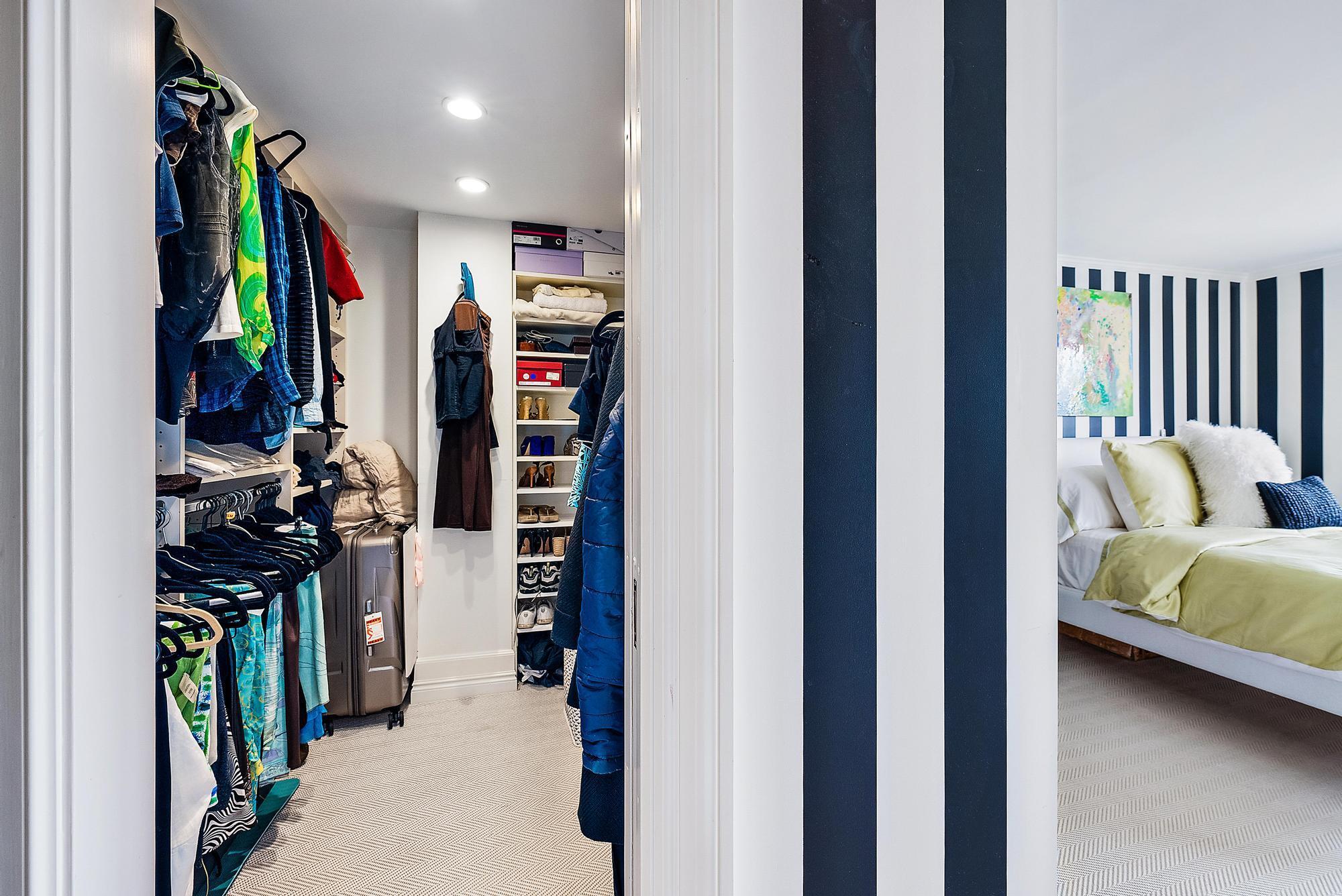 434 Chilean Avenue 6b