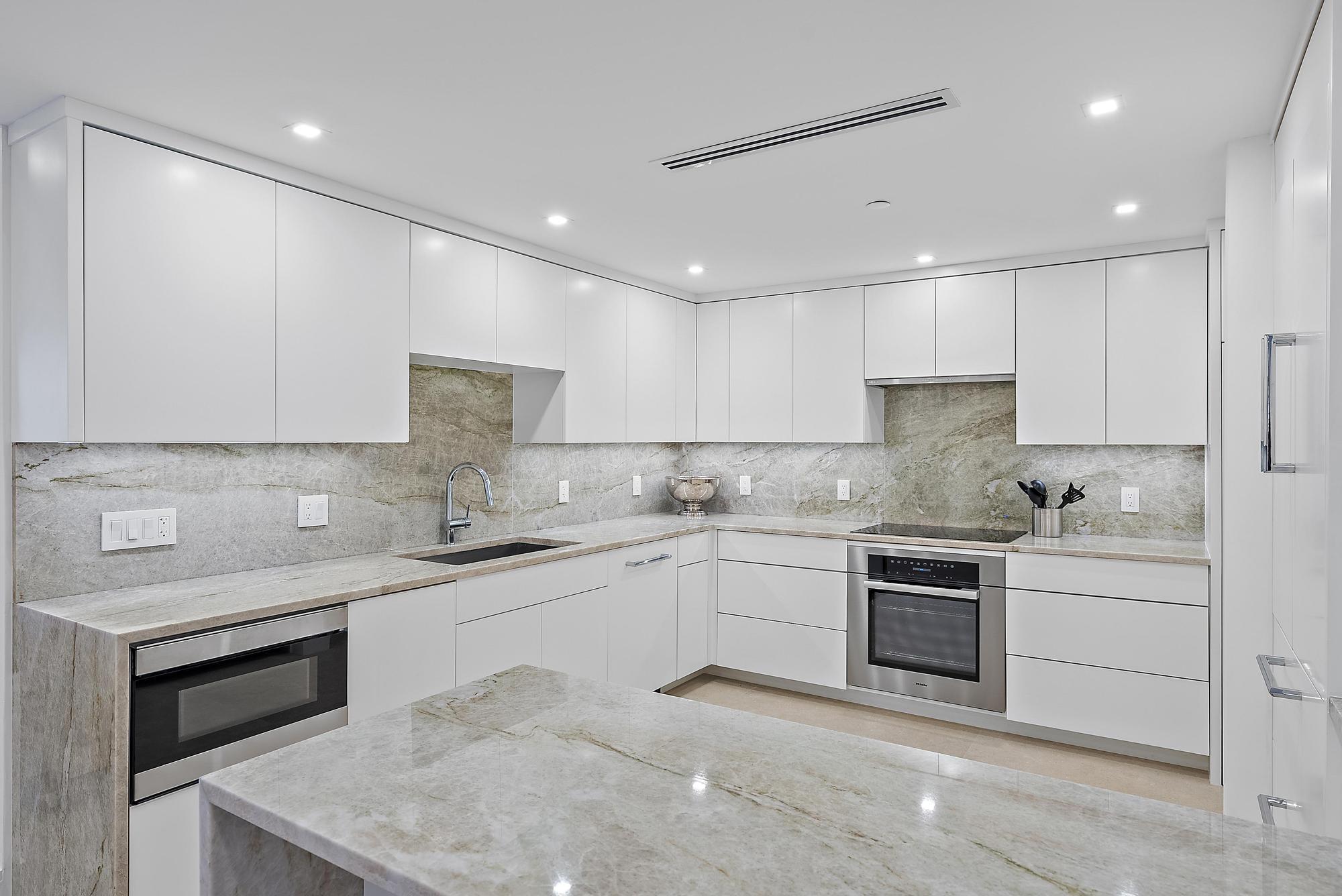 2600 S Ocean Boulevard 102w