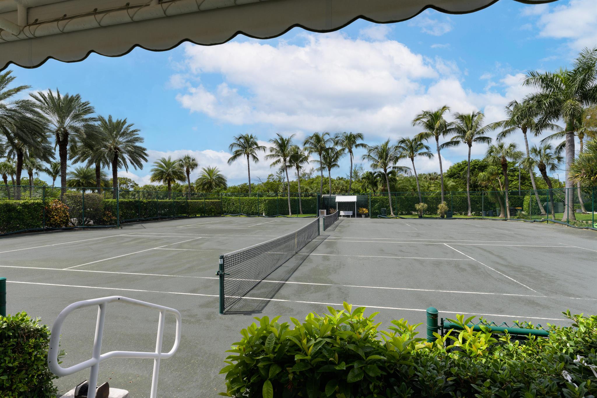 2600 S Ocean Boulevard 102w