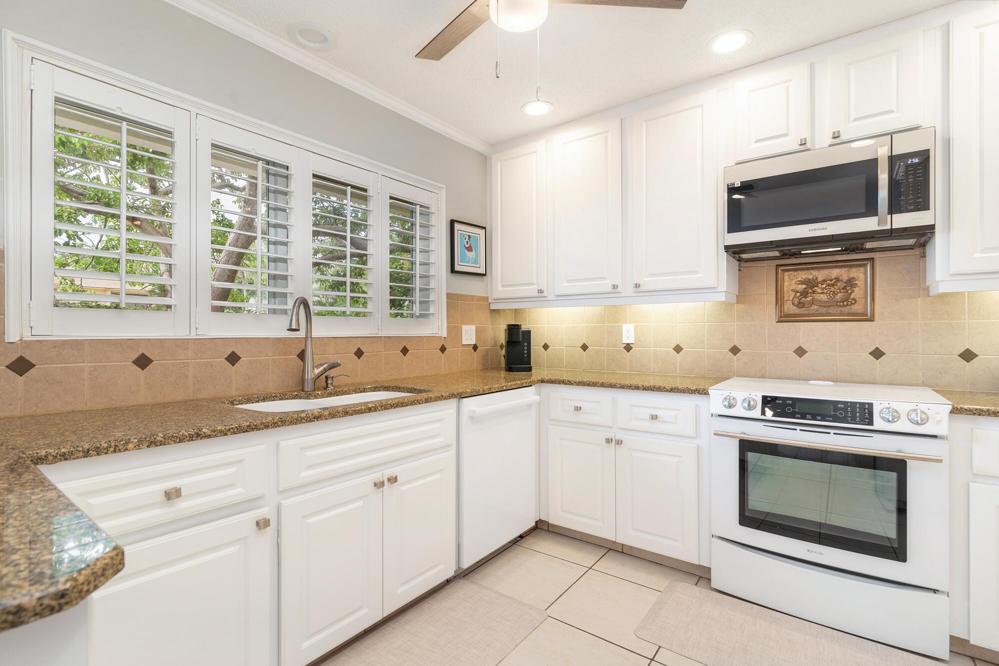 10 Sailfish Lane