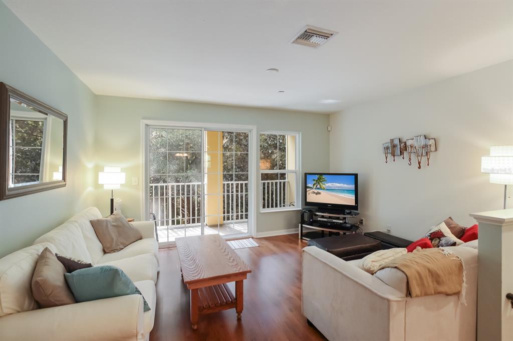 8809 WHITE SAGE LOOP